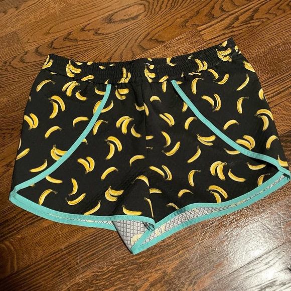 Brooklyn Industries Pants - Banana Brooklyn Industries Running Shorts